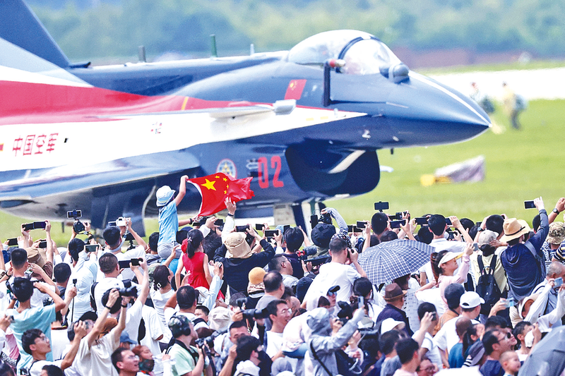 来啊操啊长春航空展迎来首个公众日